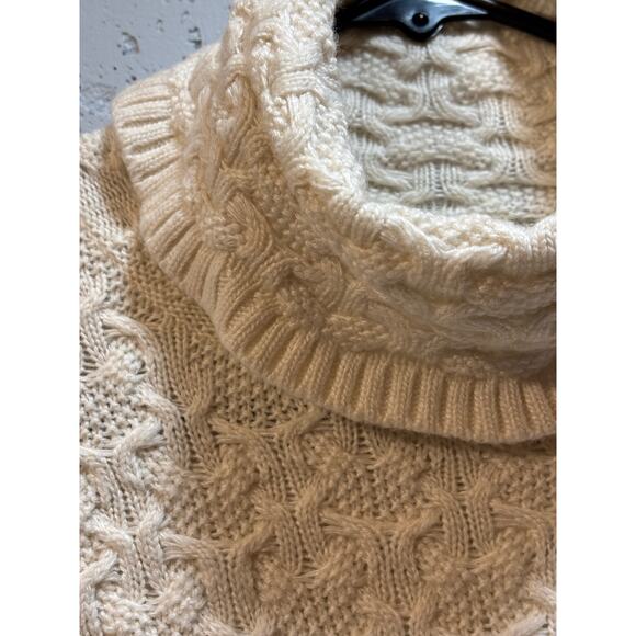 Tahari cableknit ivory wool blend turtleneck sweater women’s Xs - Picture 4 of 9